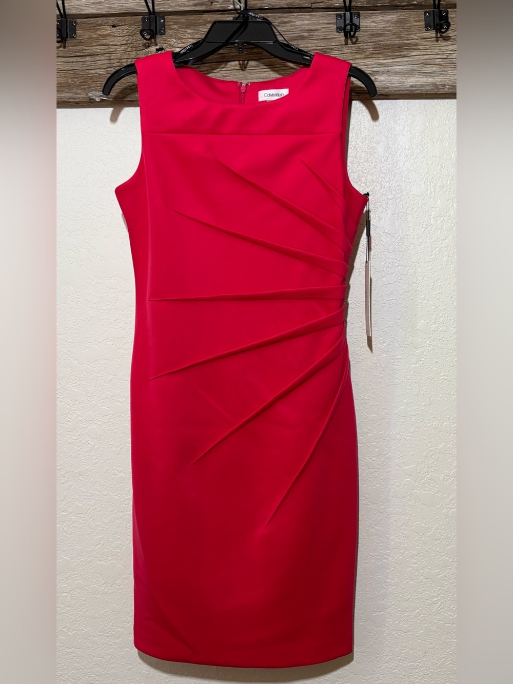 Calvin Klein Sleeveless Sheath Dress, size 6